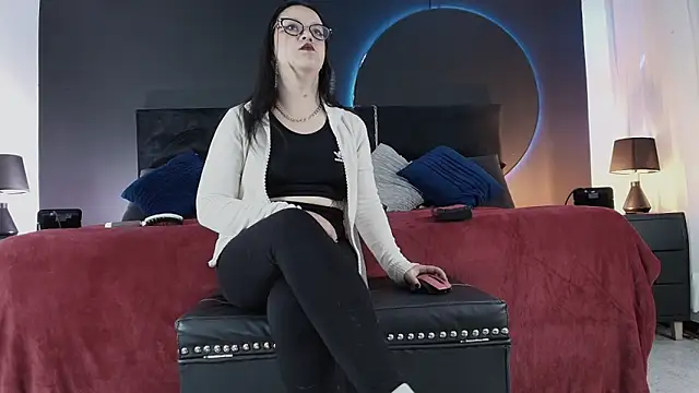  Jade 16 online show from 05/22/26, 11:41