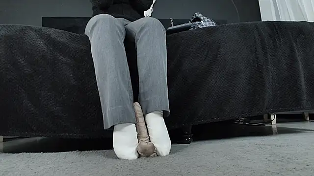  Jade 16 online show from 10/29/25, 11:53