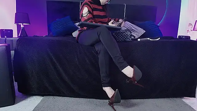  Jade 16 online show from 02/28/26, 11:54