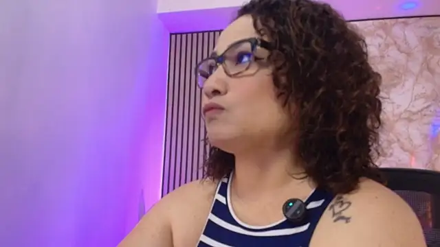 JuliRamirez online show from 05/29/26, 01:06