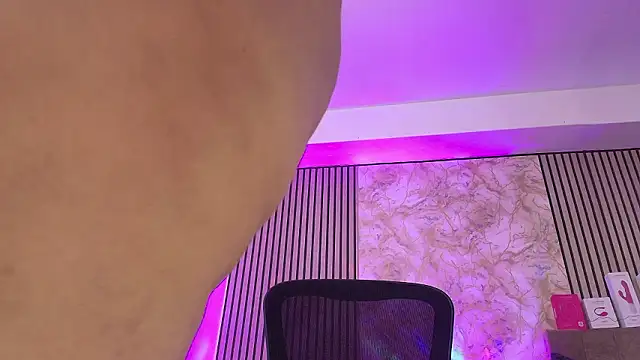 JuliRamirez online show from 03/13/26, 12:54