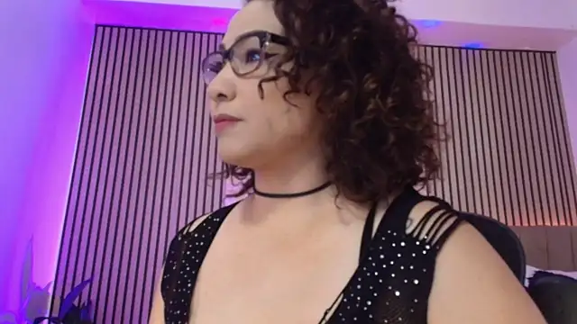 JuliRamirez online show from 05/22/26, 12:47
