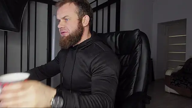 Tommy Burnz online show from 03/05/25, 04:13