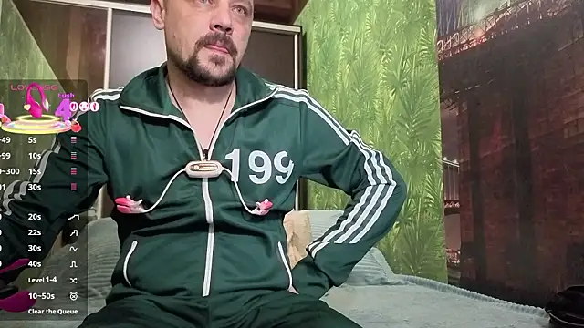 Snapshot of DanielOhCool chatting on 02/09/26, 06:22 DanielOhCool online show from 02/09/26, 06:22