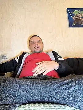 Snapshot of DanielOhCool chatting on 01/11/26, 11:28 DanielOhCool online show from 01/11/26, 11:28