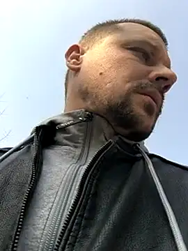 DanielOhCool online show from 03/11/25, 11:12