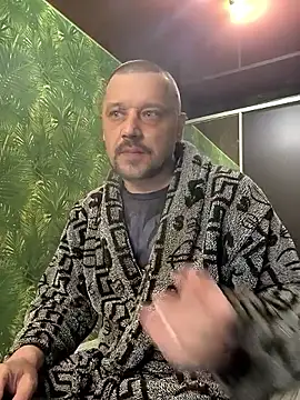 DanielOhCool online show from 04/10/26, 04:08