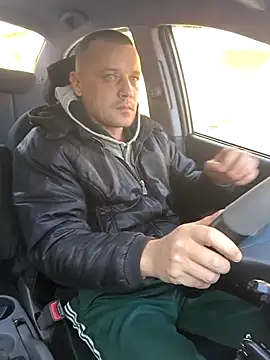 Snapshot of DanielOhCool chatting on 02/28/26, 08:14 DanielOhCool online show from 02/28/26, 08:14