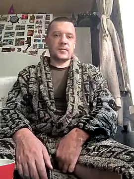 DanielOhCool online show from 10/19/25, 06:38