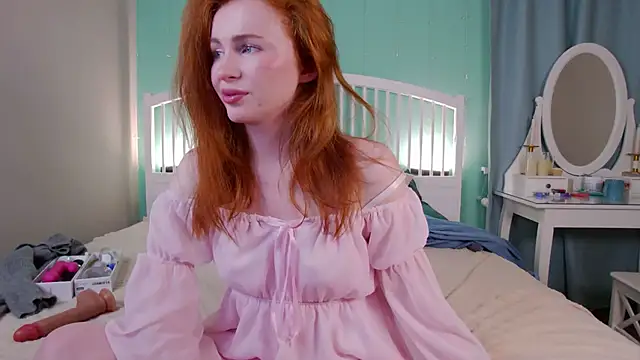 GingerArin online show from 03/22/25, 04:04