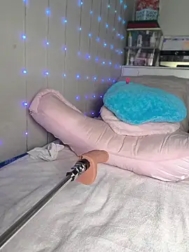 babyariane online show from 05/20/26, 07:11