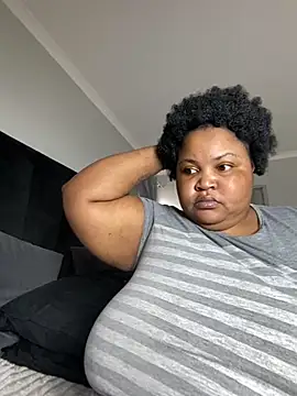 MissLola27 online show from 11/24/25, 10:37