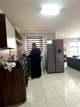 MissLola27 online show from 02/15/26, 07:51