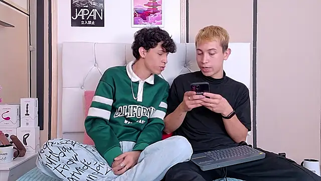 Chris Bennett online show from 11/12/25, 01:04