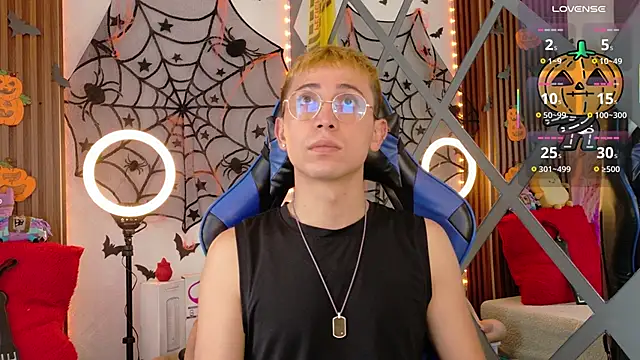 Chris Bennett online show from 10/28/25, 12:04