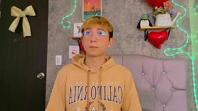 Chris Bennett online show from 03/07/26, 03:06