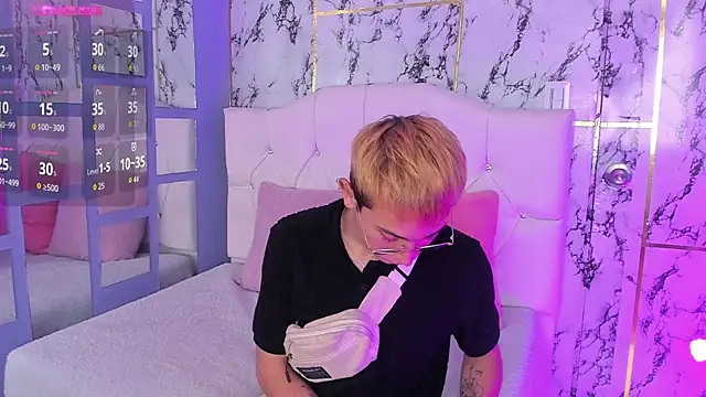 Chris Bennett online show from 11/25/25, 01:22