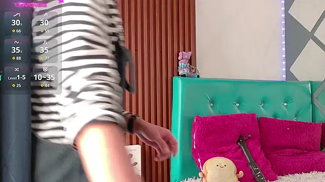 Chris Bennett online show from 11/15/25, 01:59