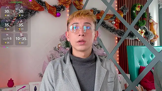 Chris Bennett online show from 12/05/25, 01:43