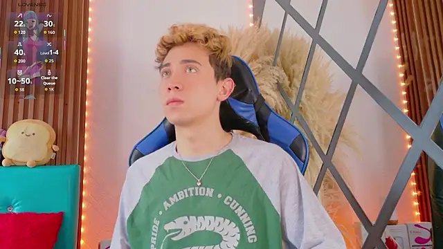 Chris Bennett online show from 02/12/26, 01:33