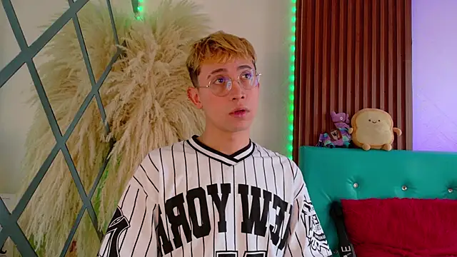 Chris Bennett online show from 01/10/26, 01:17