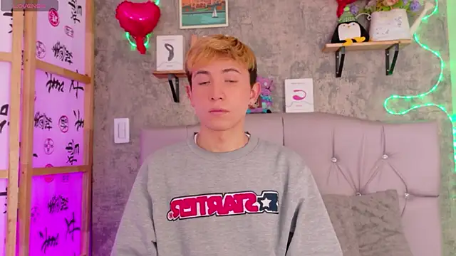 Chris Bennett online show from 02/17/26, 01:19