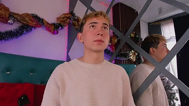 Chris Bennett online show from 12/18/25, 01:48