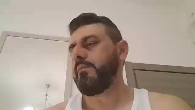 ChiIul11 online show from 04/05/26, 11:33