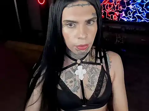 herreraisa official online show from 04/25/26, 07:11