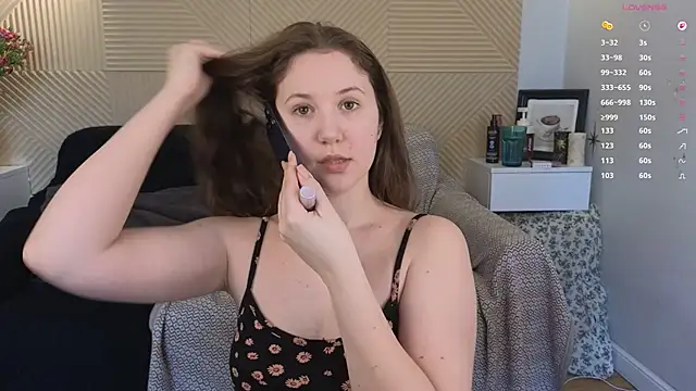 Elizavetta Miller online show from 04/17/26, 01:36