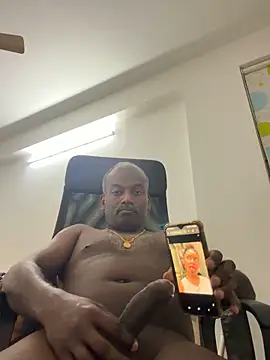 strongguyindia online show from 02/25/26, 09:36