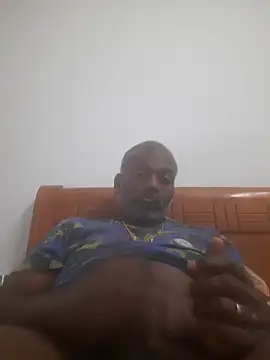 strongguyindia online show from 02/10/26, 07:57