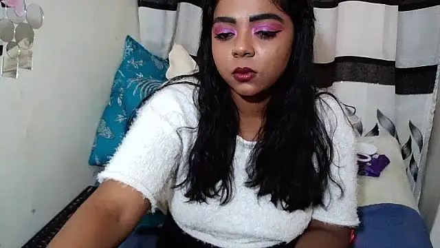 Snapshot of Indian_FireXX chatting on 04/22/26, 10:22 Indian FireXX online show from 04/22/26, 10:22