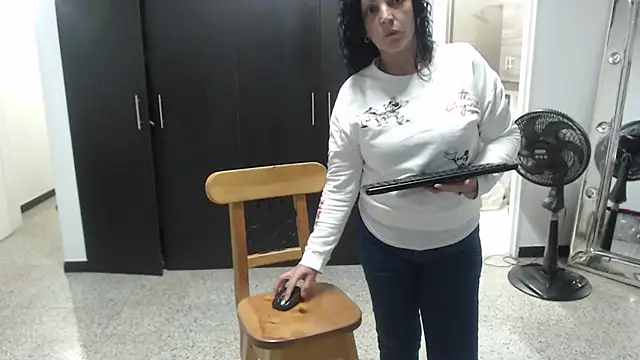 mijal queen online show from 03/05/25, 02:36