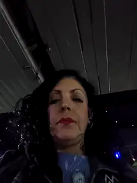mijal queen online show from 10/19/25, 01:41