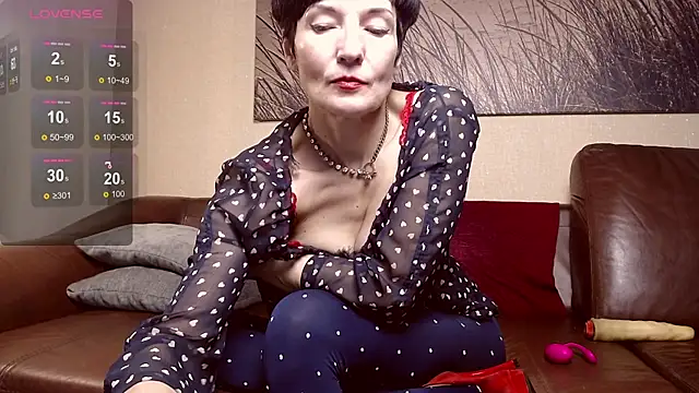 ElizabethLong online show from 12/16/25, 05:00