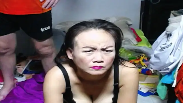 1CuteAndSexy69 online show from 10/31/25, 05:20