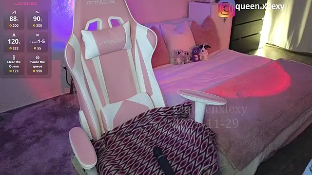 queenxlexy online show from 11/29/25, 10:54