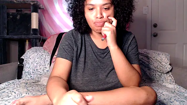 TasteeKitty online show from 11/16/25, 10:35