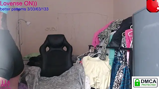 Snapshot of sweet_cute_cat chatting on 10/13/25, 11:38 sweet cute cat online show from 10/13/25, 11:38