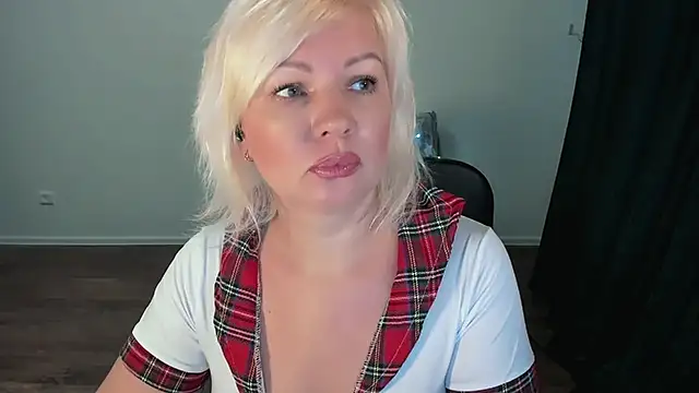 Angelaroberti3 online show from 01/16/26, 01:59