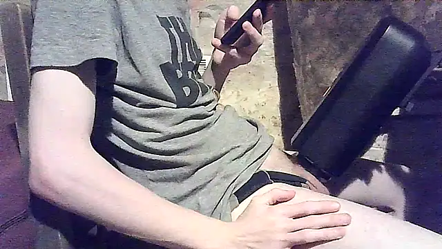 Snapshot of Babi_Kisi chatting on 12/20/24, 01:33 Babi Kisi online show from 12/20/24, 01:33