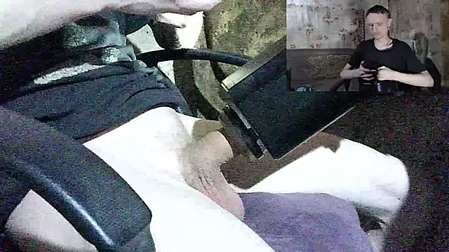 Snapshot of Babi_Kisi chatting on 03/05/25, 01:50 Babi Kisi online show from 03/05/25, 01:50