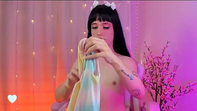 rosseblondee online show from 09/28/25, 09:44