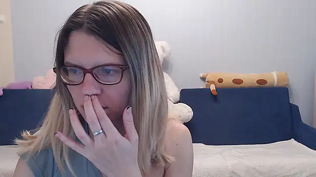 night is dark online show from 11/02/25, 02:44