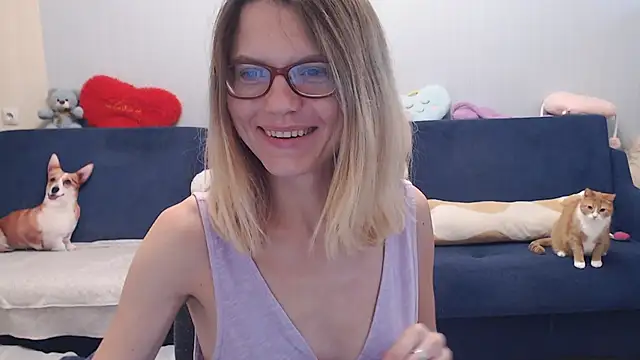 night is dark online show from 09/15/25, 02:17