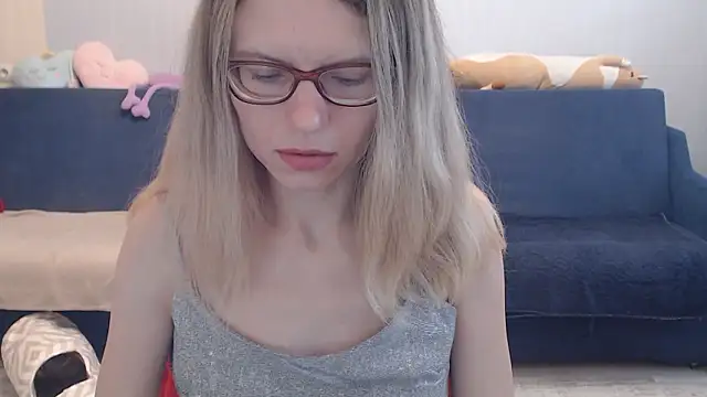 night is dark online show from 03/26/26, 03:21