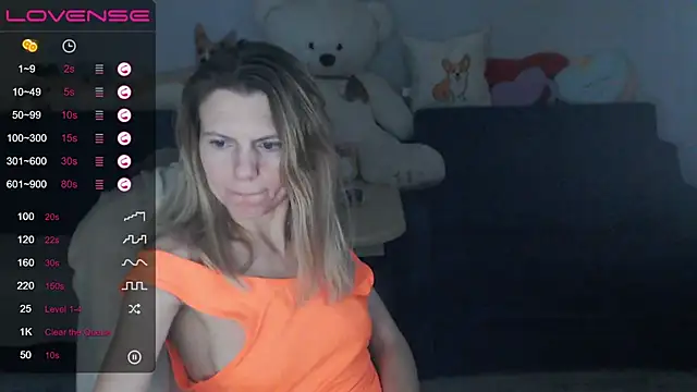 night is dark online show from 01/09/25, 06:26