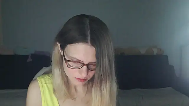 night is dark online show from 12/04/25, 10:31