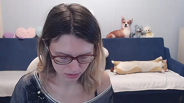 night is dark online show from 10/24/25, 04:06